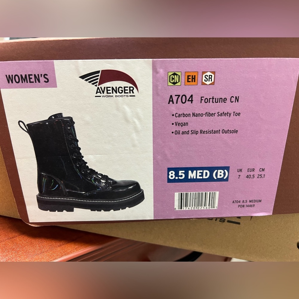 Woman’s Steel Toe work boot